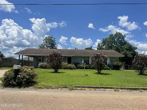 yazoo city real estate